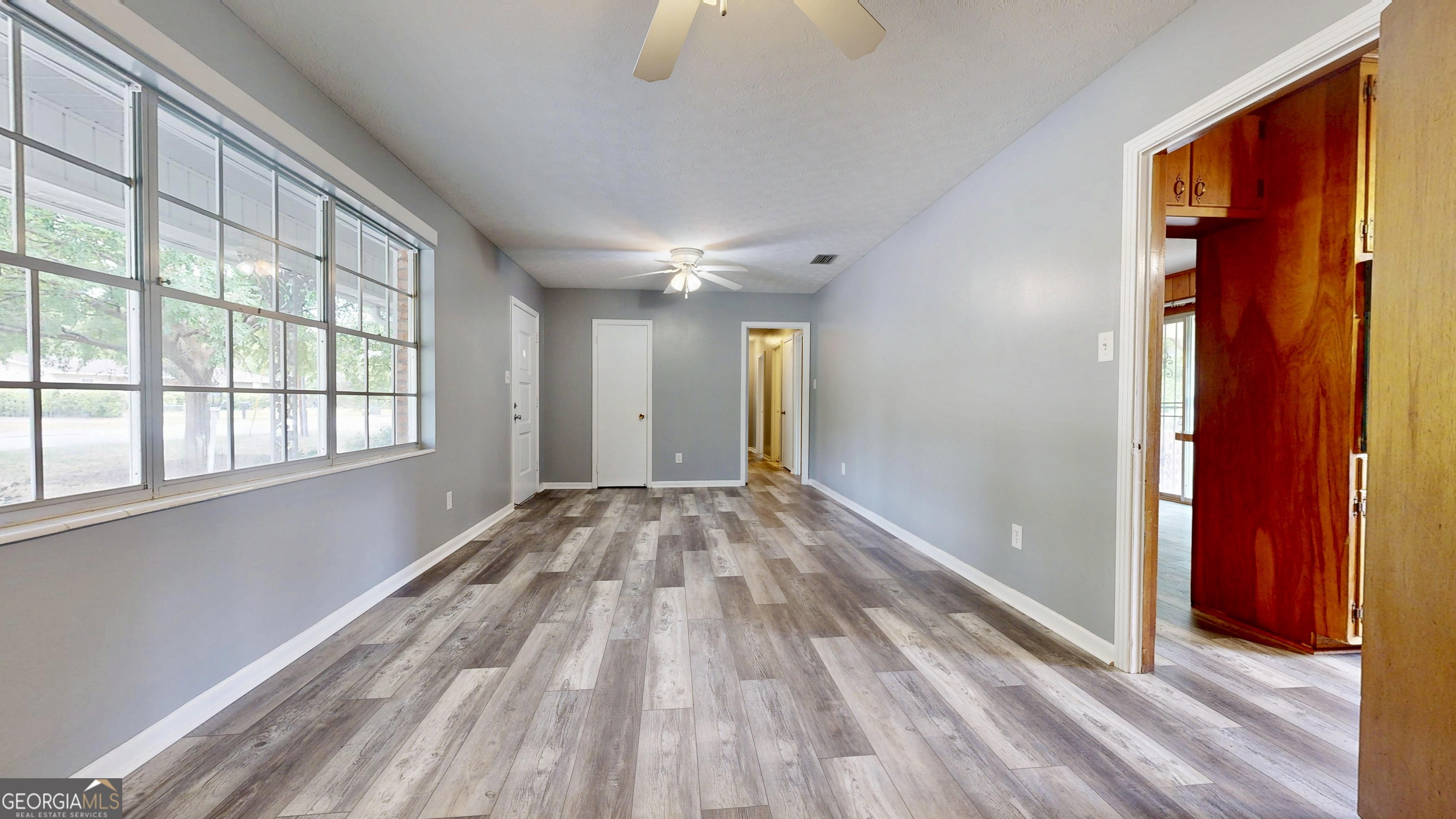 402 Pineview Drive Waycross, GA 31501 - Photo 12 of 24