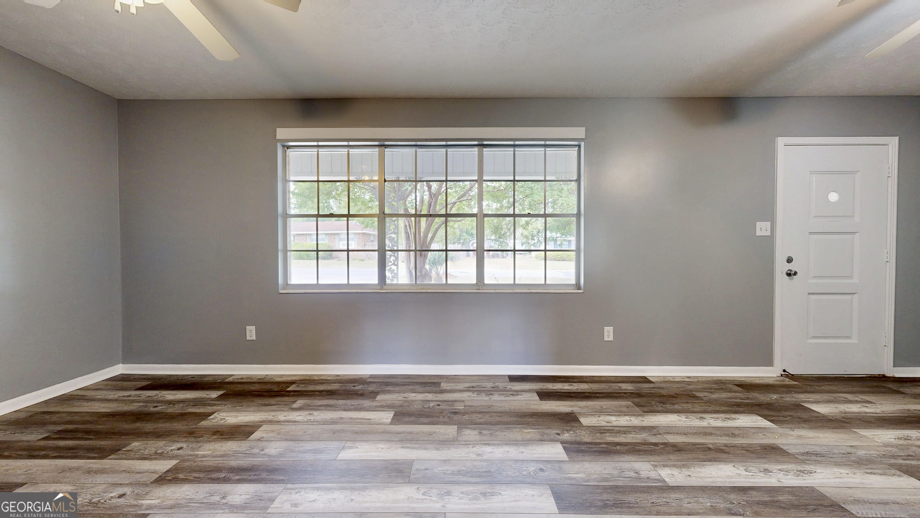 402 Pineview Drive Waycross, GA 31501 - Photo 13 of 24