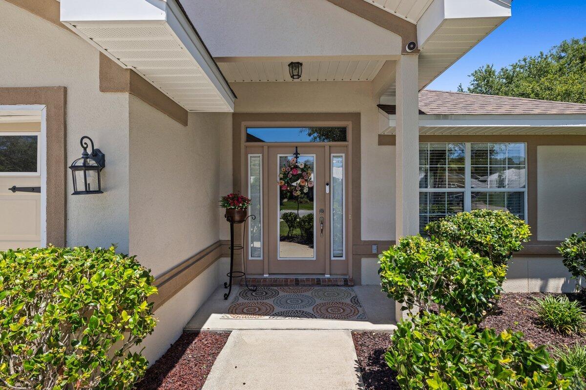 40 Red Bay Court Santa Rosa Beach, FL 32459 - Photo 4 of 49 a front view of a house