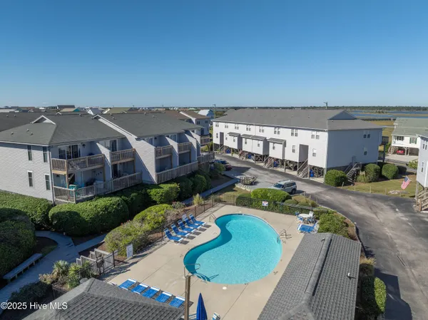 $2,500 | 228 Lazy Day Drive, Surf City, NC 28445