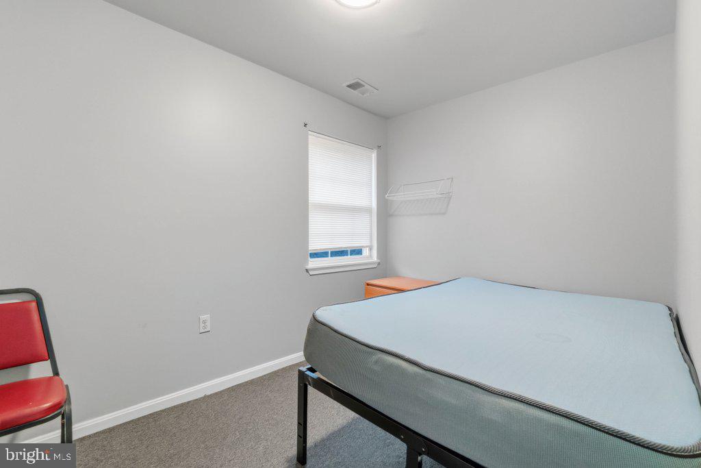 3921 Old York Road Baltimore, MD 21218 - Photo 15 of 23