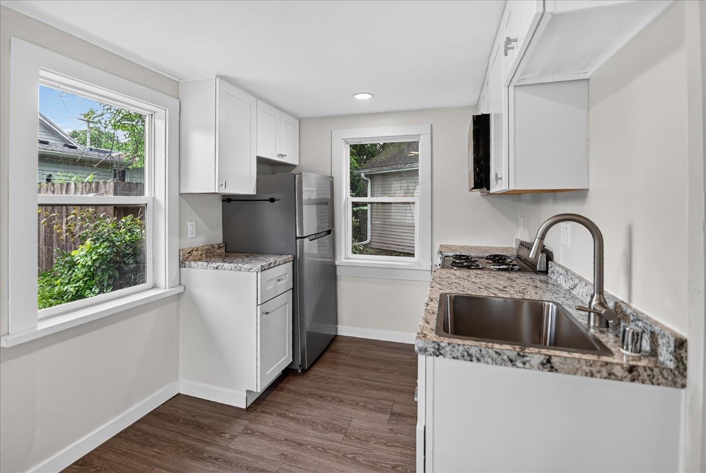 618 North Street Madison, WI 53704 - Photo 8 of 33