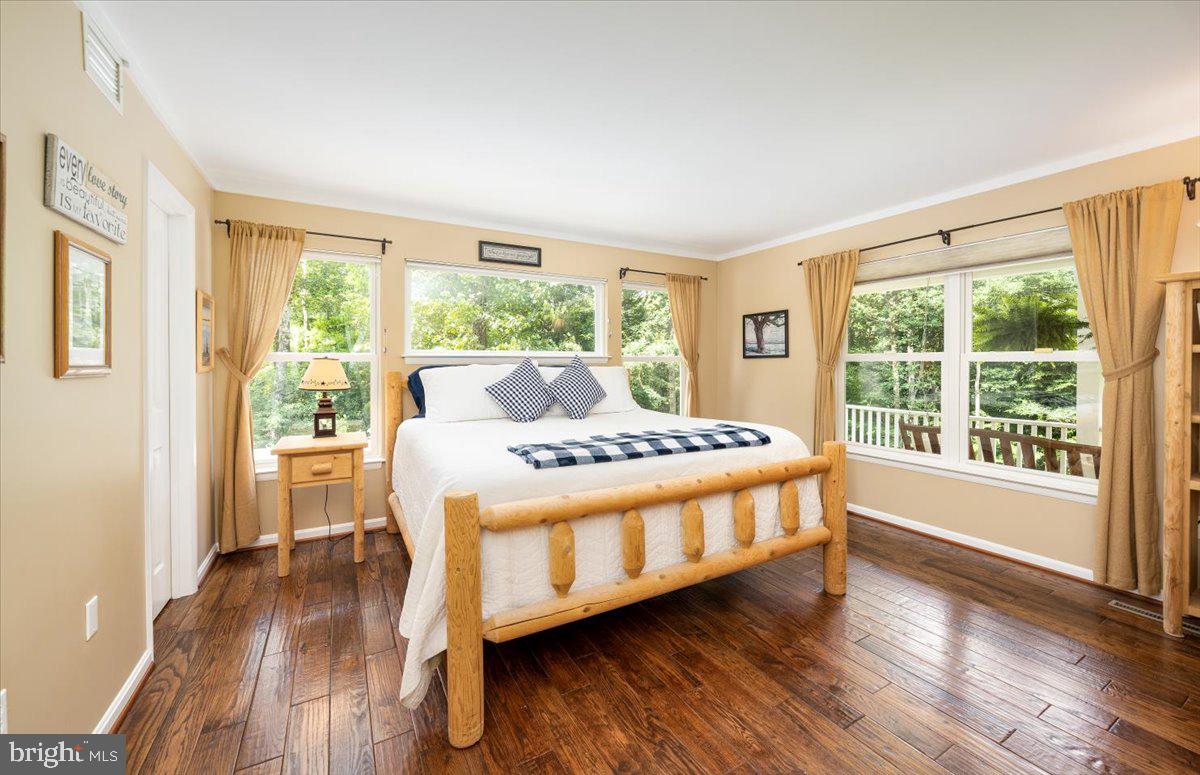 8301 Mapleville Road Mount Airy, MD 21771 - Photo 27 of 53