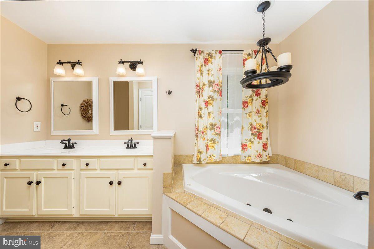 8301 Mapleville Road Mount Airy, MD 21771 - Photo 28 of 53 Luxurious master bath