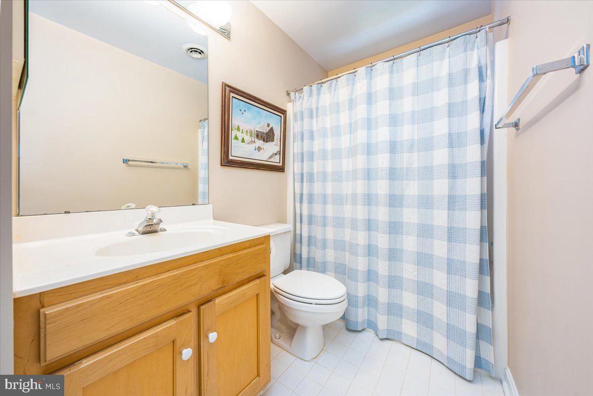 8301 Mapleville Road Mount Airy, MD 21771 - Photo 40 of 53 3rd bedroom private bath