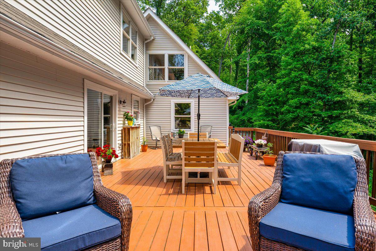 8301 Mapleville Road Mount Airy, MD 21771 - Photo 46 of 53