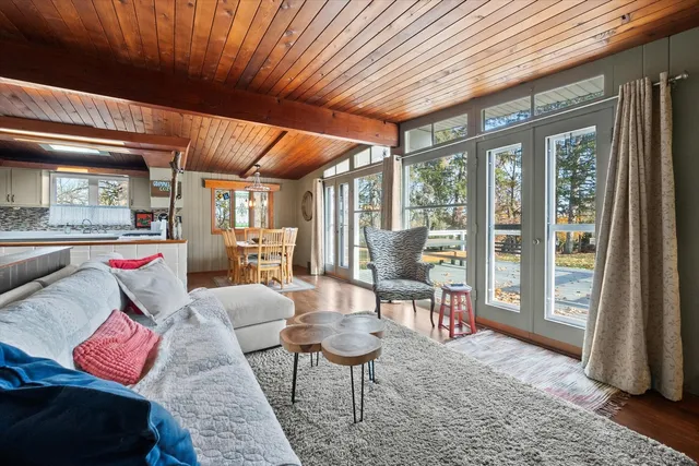 $299,900 | 214 Pottawatomie Lane, New Lenox, IL 60451