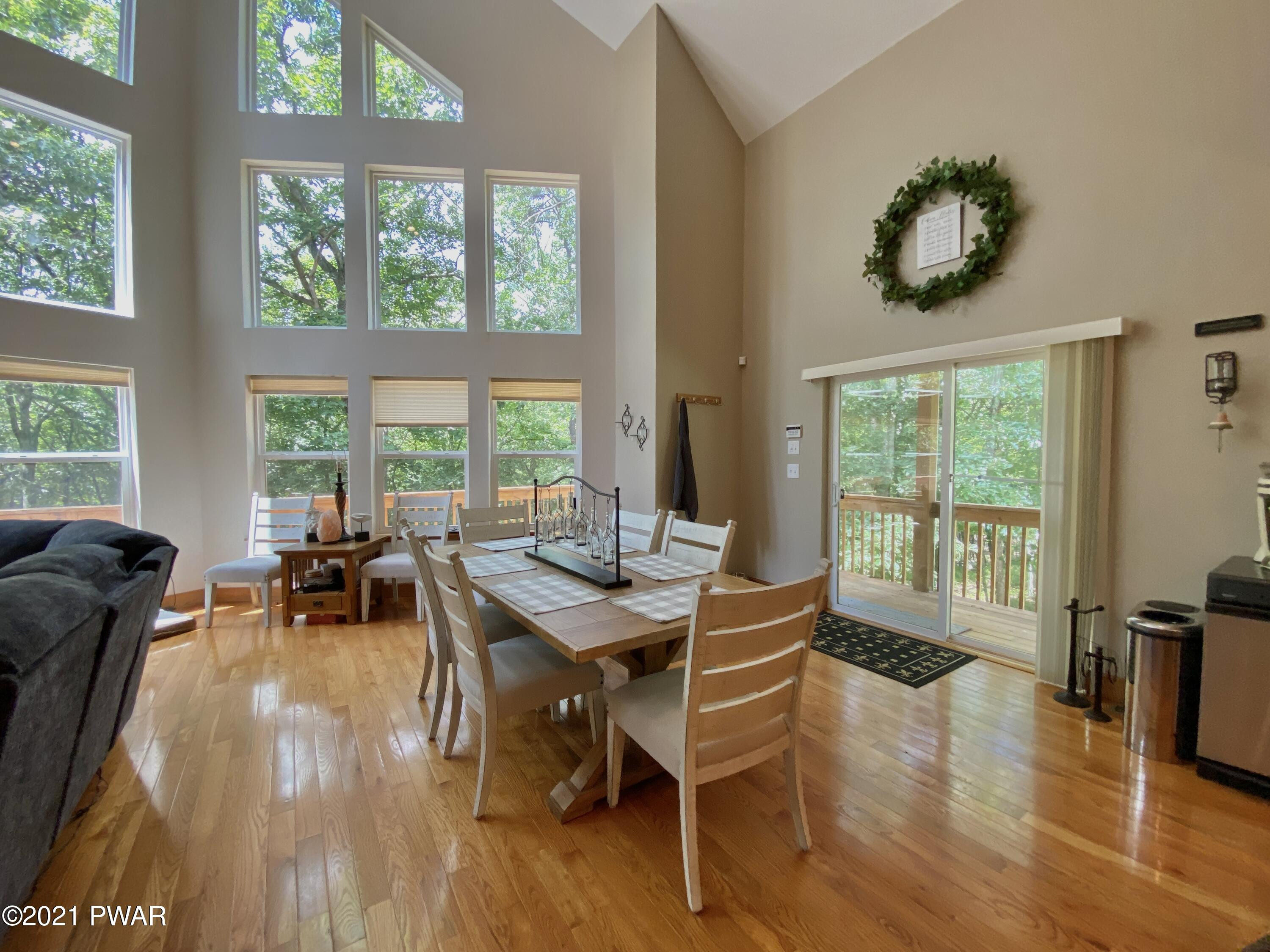 312 Lakeview Road Lackawaxen, PA 18435 - Photo 8 of 45 IMG_2847