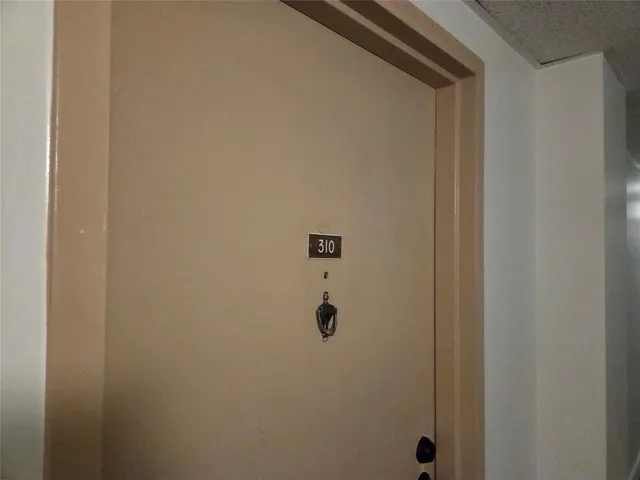 a close up of a shower