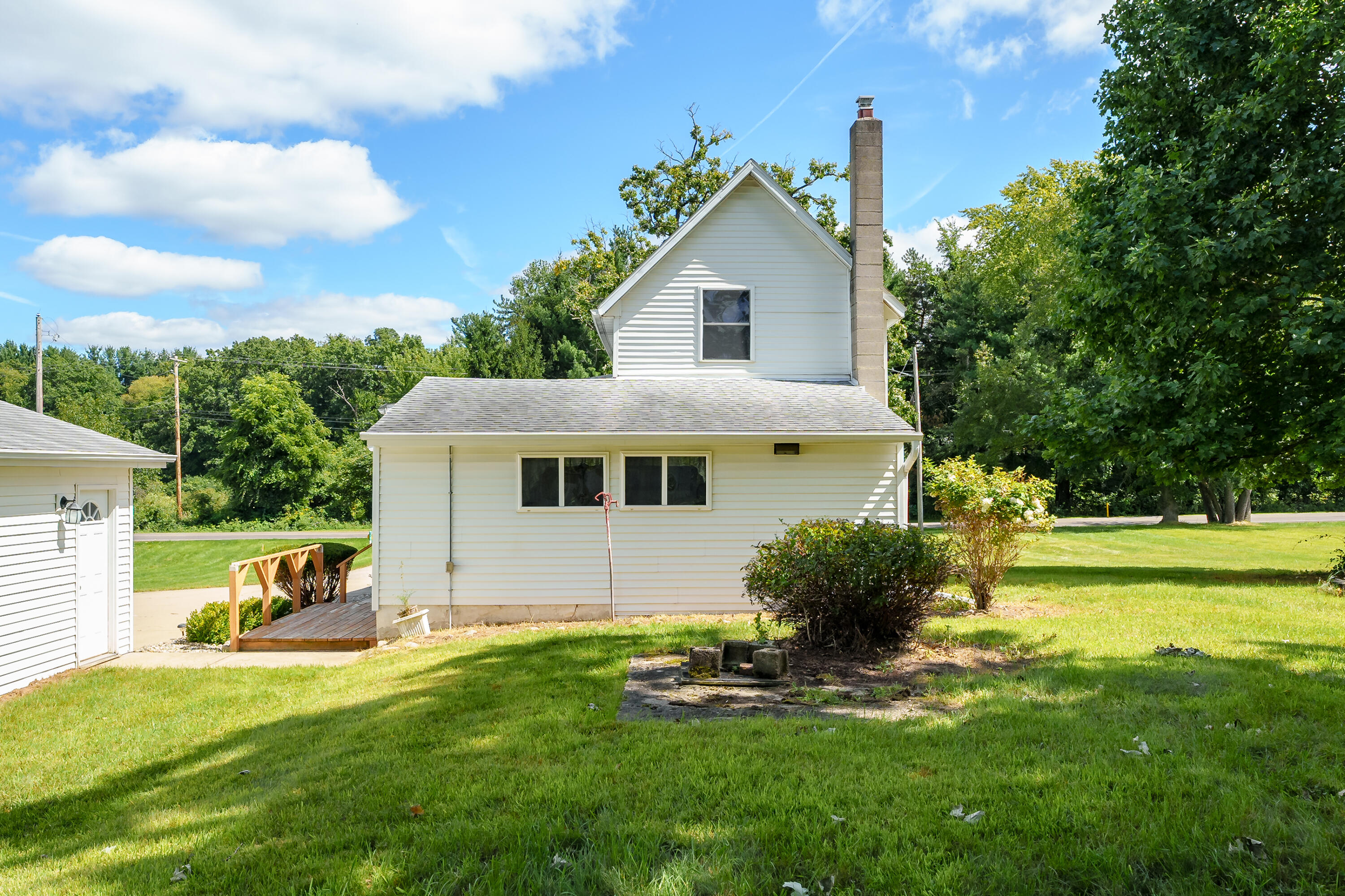 13661 6 1/2 Mile Road Battle Creek, MI 49014 - Photo 34 of 50 6 1-2 Mile Rd 13661 Battle Creek 49014 -