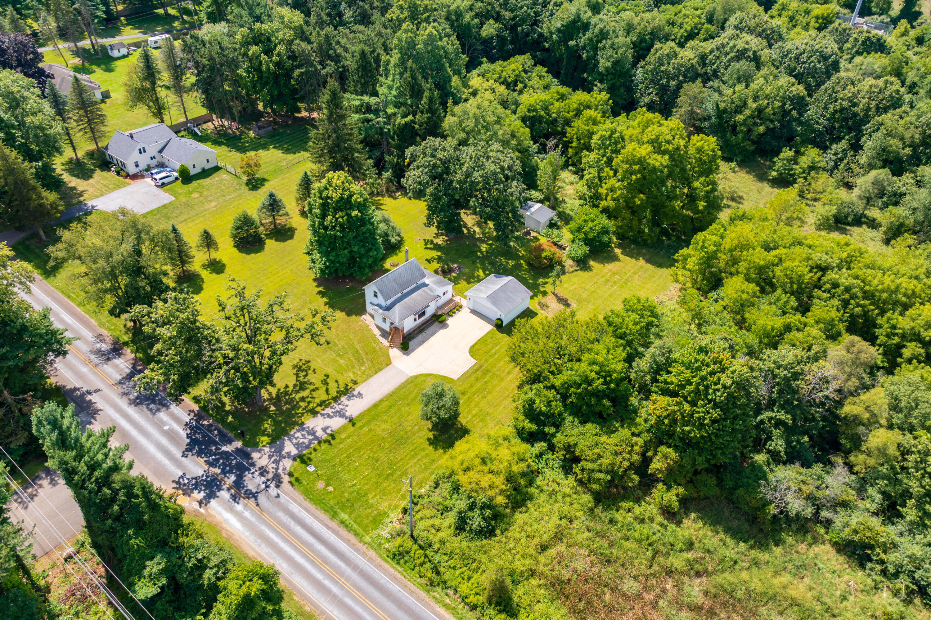 13661 6 1/2 Mile Road Battle Creek, MI 49014 - Photo 43 of 50 6 1-2 Mile Rd 13661 Battle Creek 49014 -