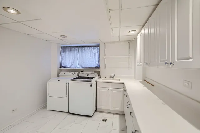 $430,000 | 271 South Cedar Avenue, Wood Dale, IL 60191