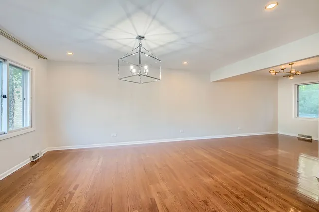 $430,000 | 271 South Cedar Avenue, Wood Dale, IL 60191