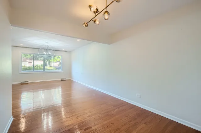 $430,000 | 271 South Cedar Avenue, Wood Dale, IL 60191