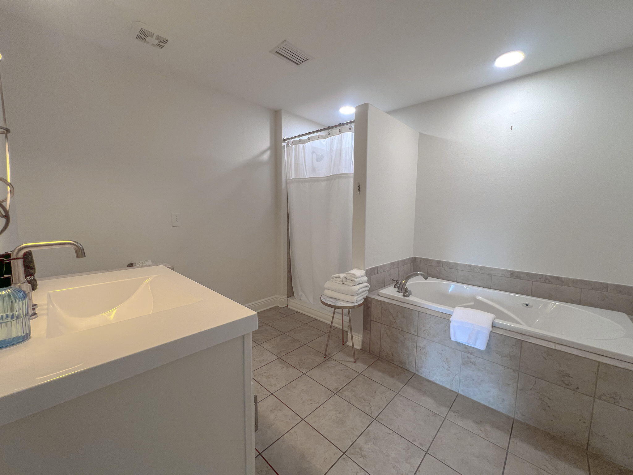 6079 Valhalla Avenue Perdido Key, FL 32507 - Photo 17 of 47 20-web-or-mls-4BA18DF1-6402-45E8-917B-E8