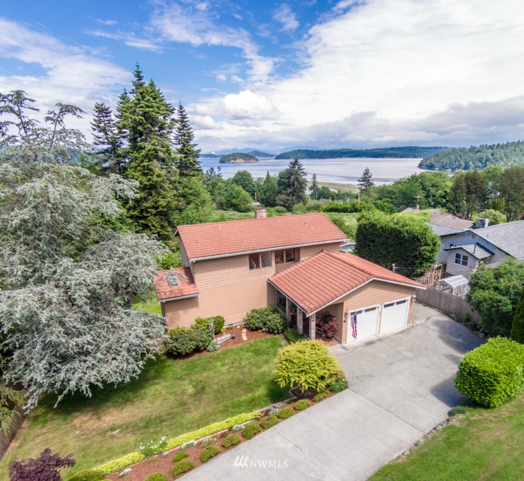 5009 Bakerview Road Oak Harbor, WA 98277 - Photo 1 of 25 Gallery Image 1
