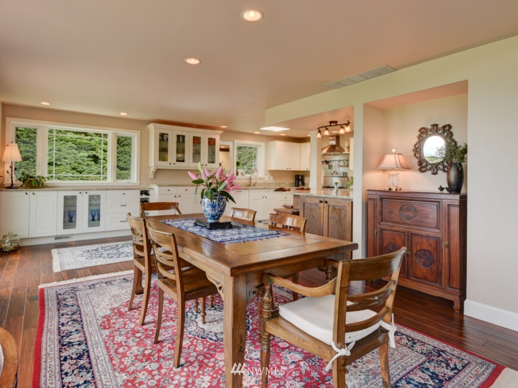 5009 Bakerview Road Oak Harbor, WA 98277 - Photo 12 of 25 Gallery Image 12