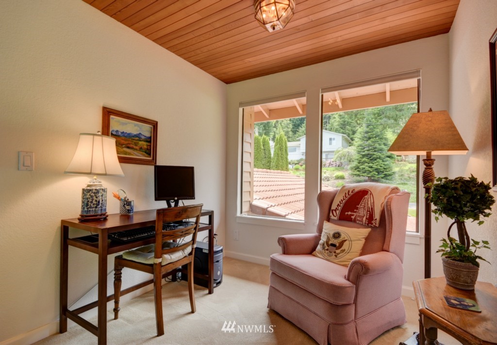 5009 Bakerview Road Oak Harbor, WA 98277 - Photo 14 of 25 Gallery Image 14