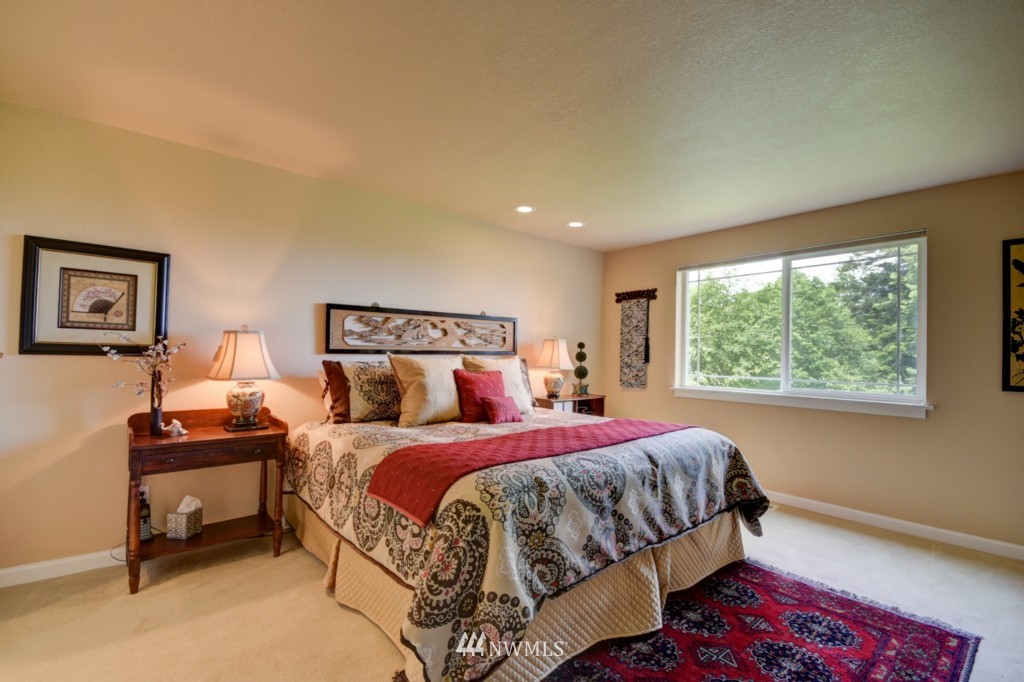 5009 Bakerview Road Oak Harbor, WA 98277 - Photo 15 of 25 Gallery Image 15