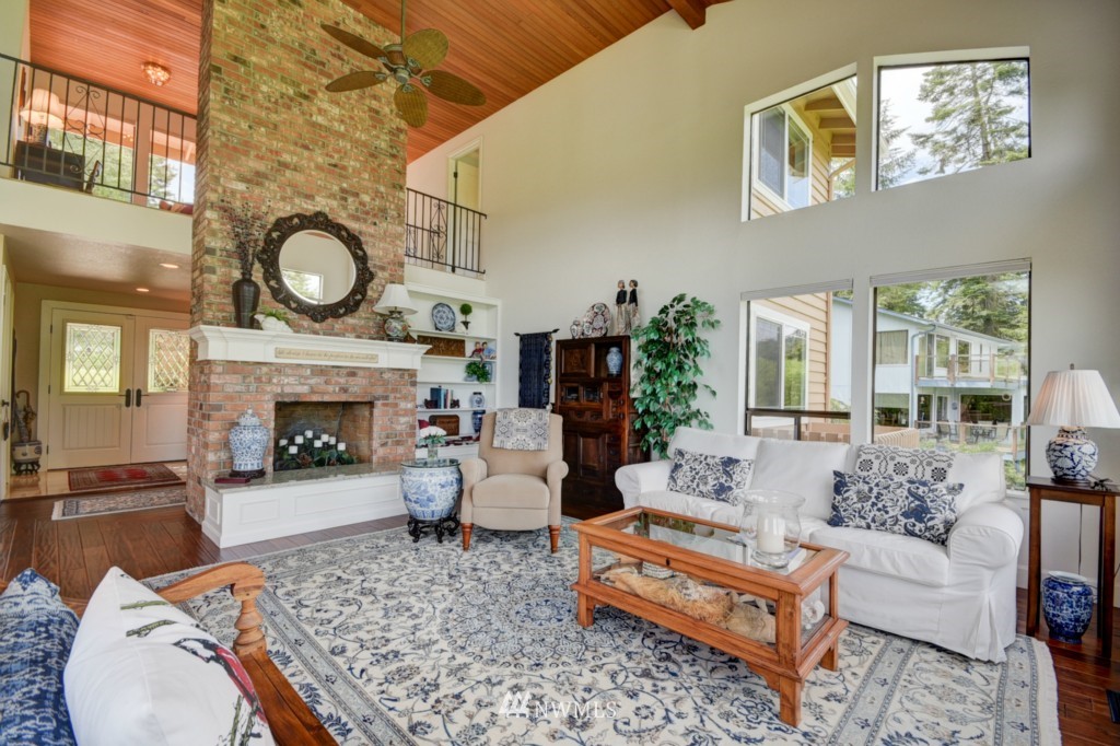 5009 Bakerview Road Oak Harbor, WA 98277 - Photo 10 of 25 Gallery Image 10