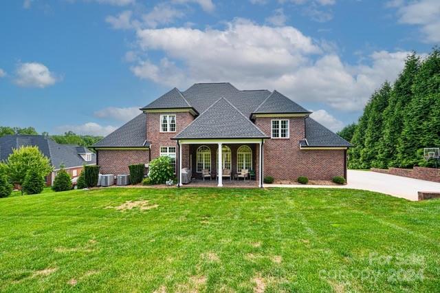 1085 Baker Barn Road Hickory, NC 28602 - Photo 4 of 41 Gallery Image 4