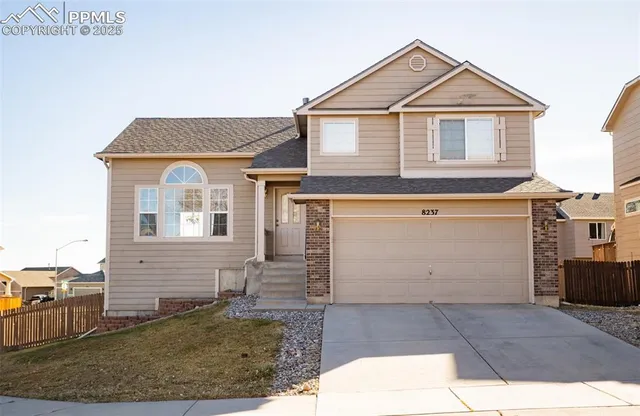 $365,000 | 8237 Parkglen Drive, Fountain, CO 80817