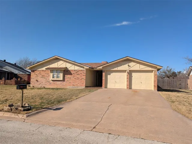 $215,000 | 2926 Button Willow Parkway, Abilene, TX 79606