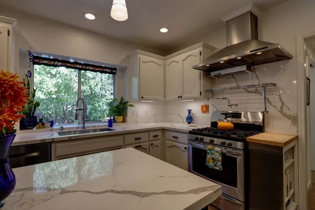 $995,000 | 8801 Villa Campo Way, Fair Oaks, CA 95628