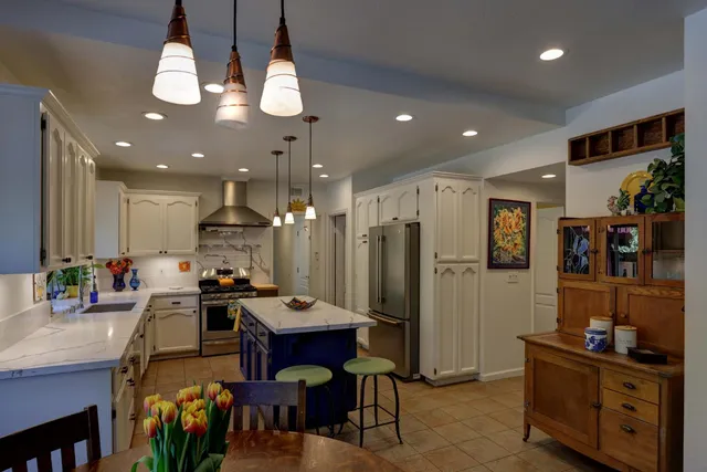 $995,000 | 8801 Villa Campo Way, Fair Oaks, CA 95628