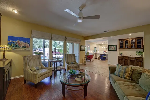 $995,000 | 8801 Villa Campo Way, Fair Oaks, CA 95628