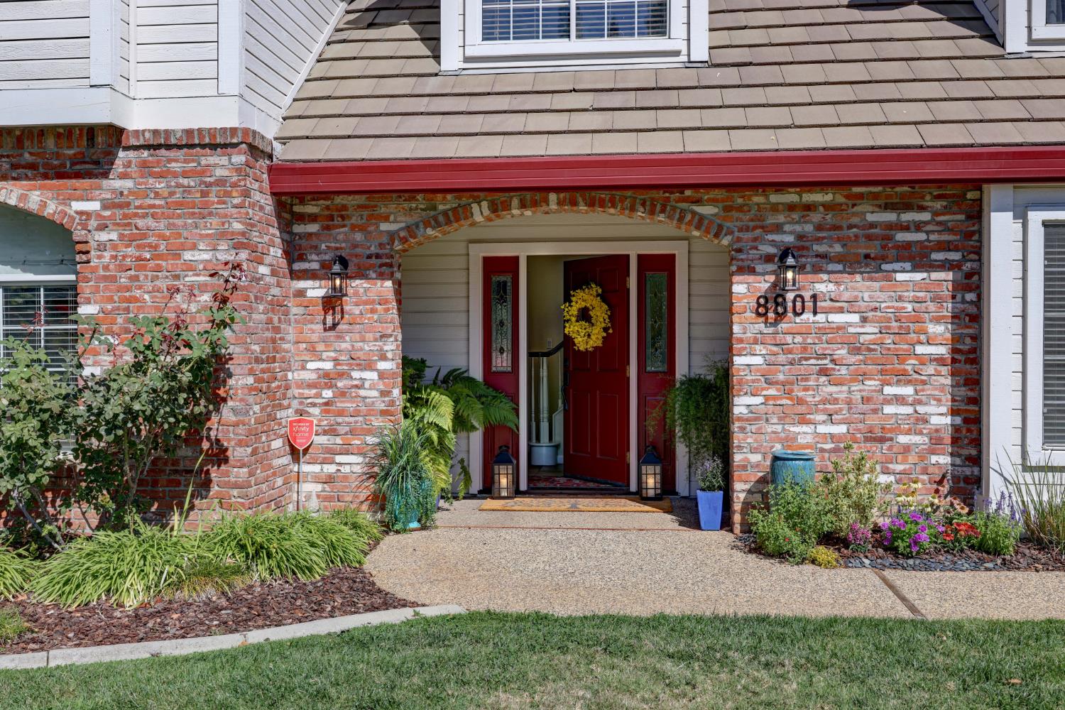 8801 Villa Campo Way Fair Oaks, CA 95628 - Photo 3 of 64