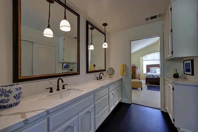 $995,000 | 8801 Villa Campo Way, Fair Oaks, CA 95628