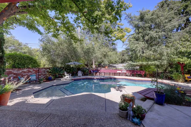 $995,000 | 8801 Villa Campo Way, Fair Oaks, CA 95628