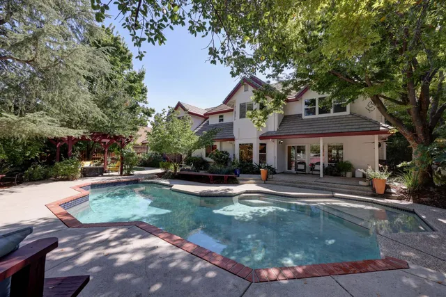 $995,000 | 8801 Villa Campo Way, Fair Oaks, CA 95628