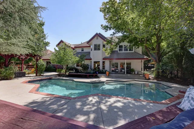 $995,000 | 8801 Villa Campo Way, Fair Oaks, CA 95628
