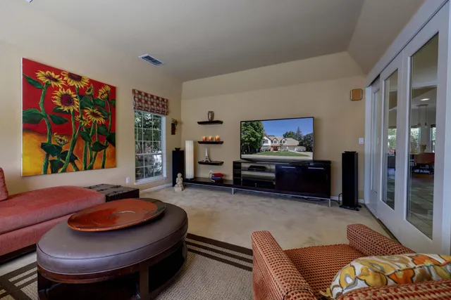 $995,000 | 8801 Villa Campo Way, Fair Oaks, CA 95628