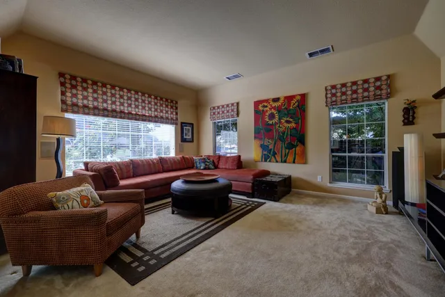 $995,000 | 8801 Villa Campo Way, Fair Oaks, CA 95628