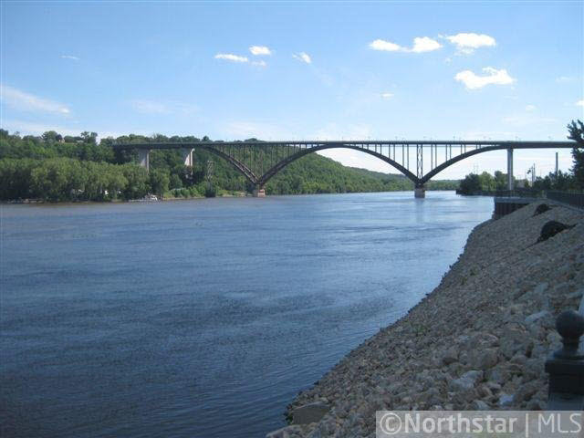 312 Spring Street, Unit 403 St. Paul, MN 55102 - Photo 14 of 16 Gallery Image 14