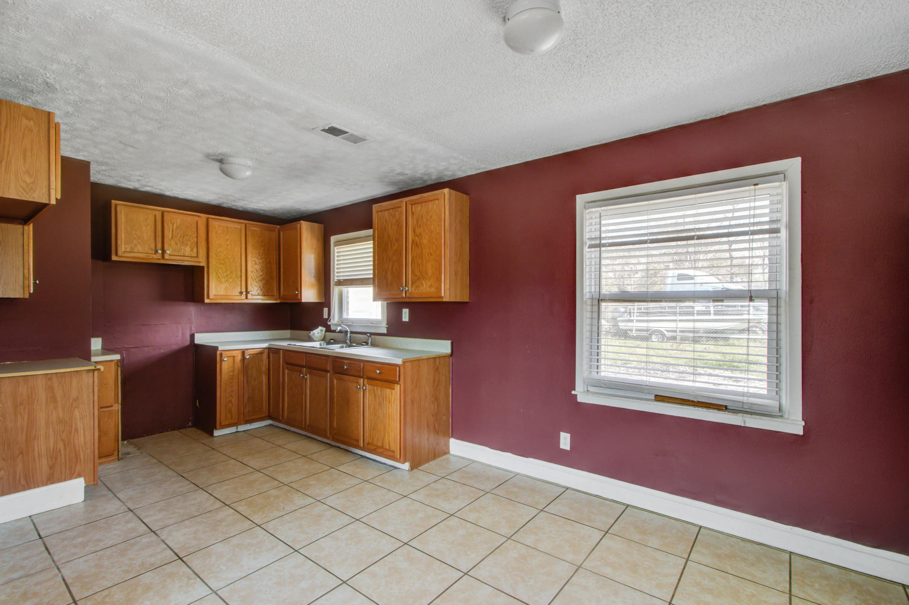 1245 Red Bank Road Goose Creek, SC 29445 - Photo 8 of 23 1245 Redbank Rd. Goose Creek SC (8)