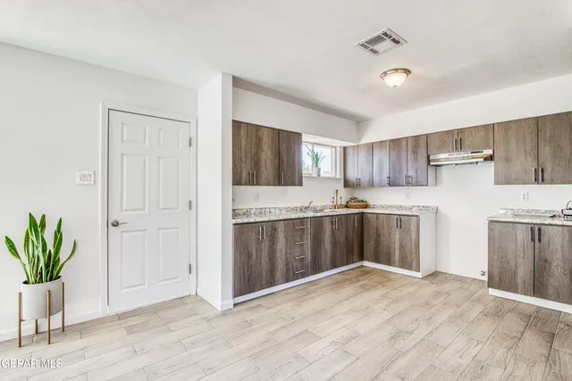 $200,000 | 10068 Manitoba Street, El Paso, TX 79924