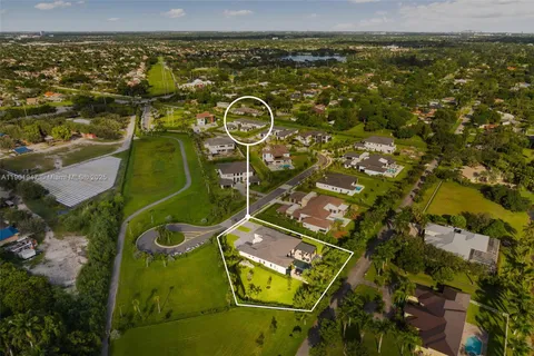 $3,600,000 | 14940 Southwest 16th Court, Davie, FL 33326
