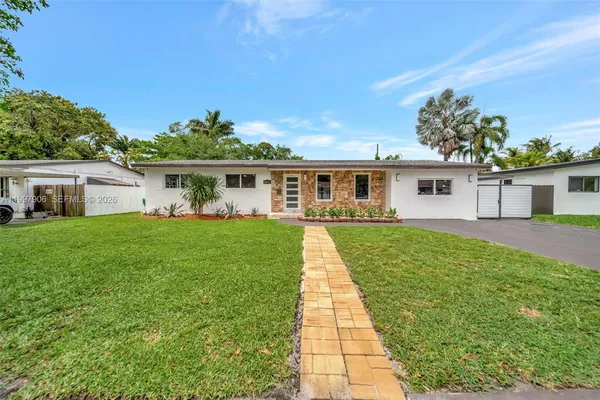 $4,500 | 15010 Northeast 7th Avenue, Miami, FL 33161