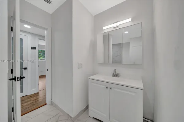 $4,500 | 15010 Northeast 7th Avenue, Miami, FL 33161