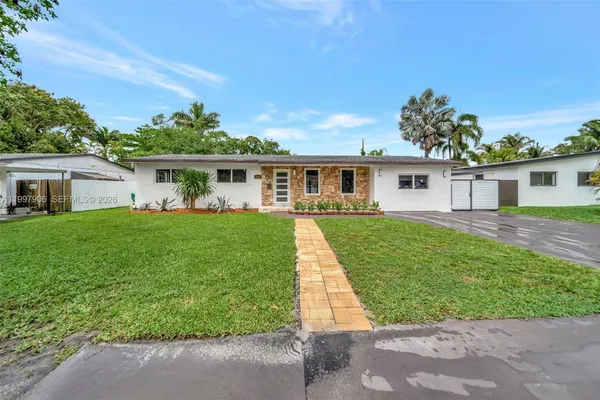 $4,500 | 15010 Northeast 7th Avenue, Miami, FL 33161