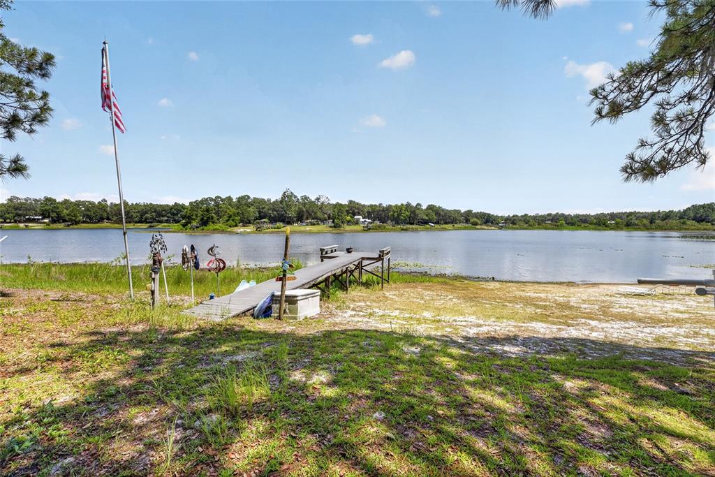 273 Neal Road Hawthorne, FL 32640 - Photo 3 of 32