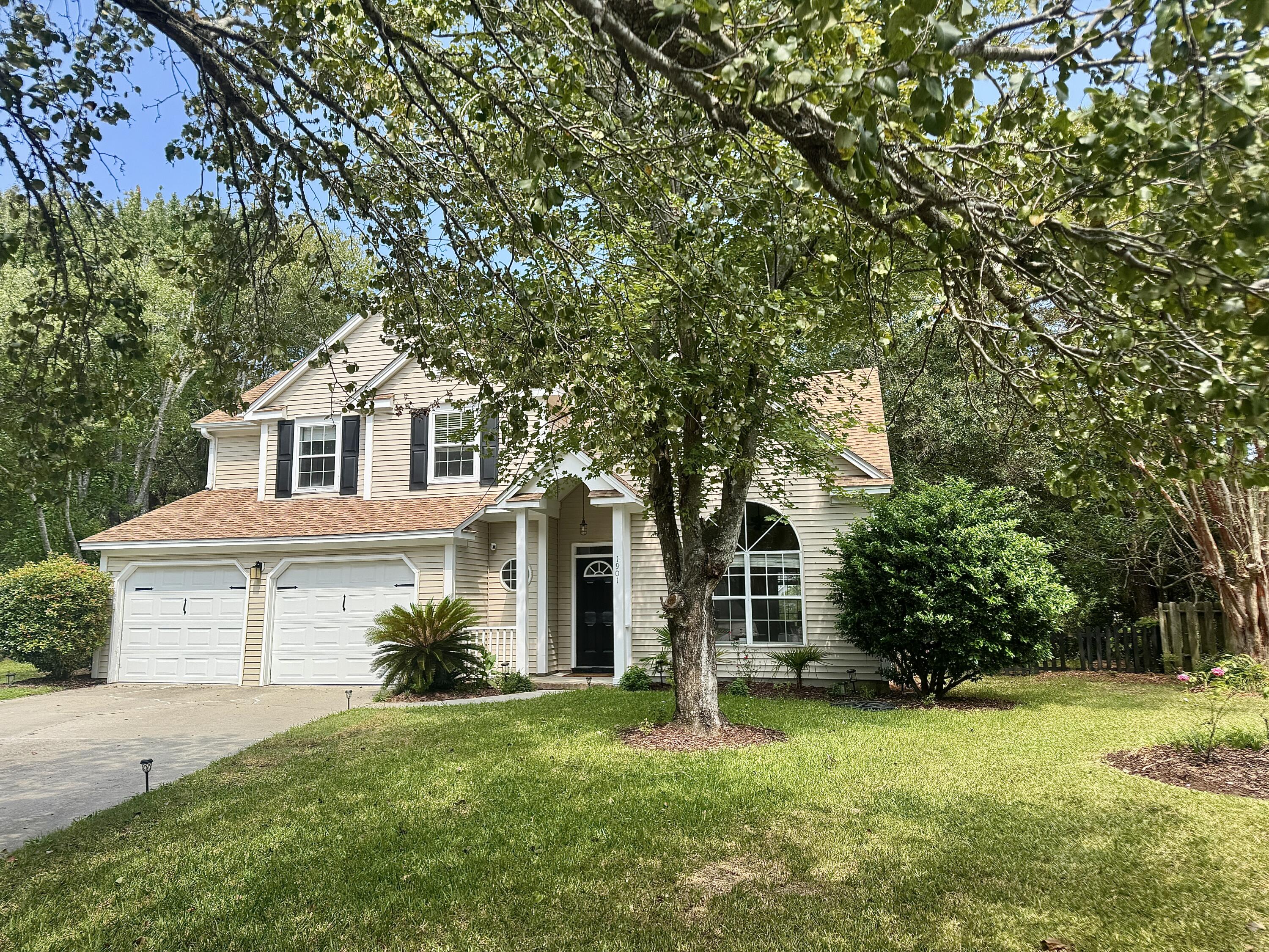 1901 Oak Tree Lane Mount Pleasant, SC 29464 - Photo 5 of 41 IMG_0513