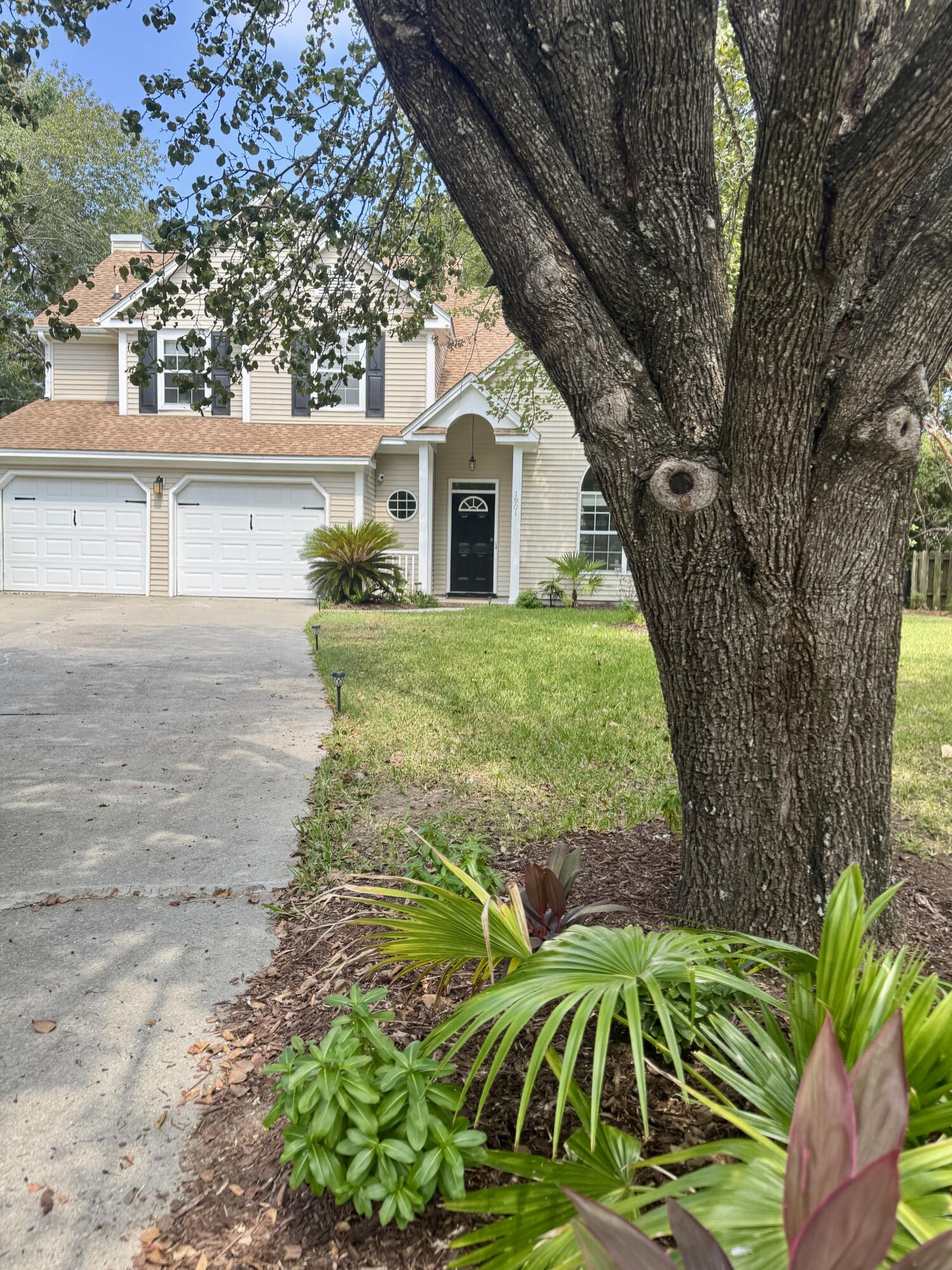 1901 Oak Tree Lane Mount Pleasant, SC 29464 - Photo 6 of 41 IMG_0512