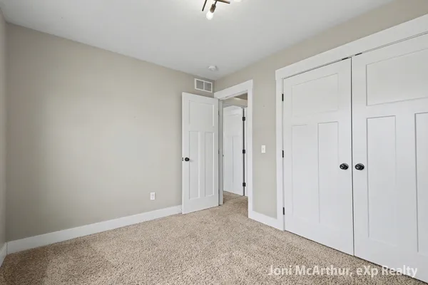 $329,000 | 11771 Deerfield Drive, Ravenna, MI 49451