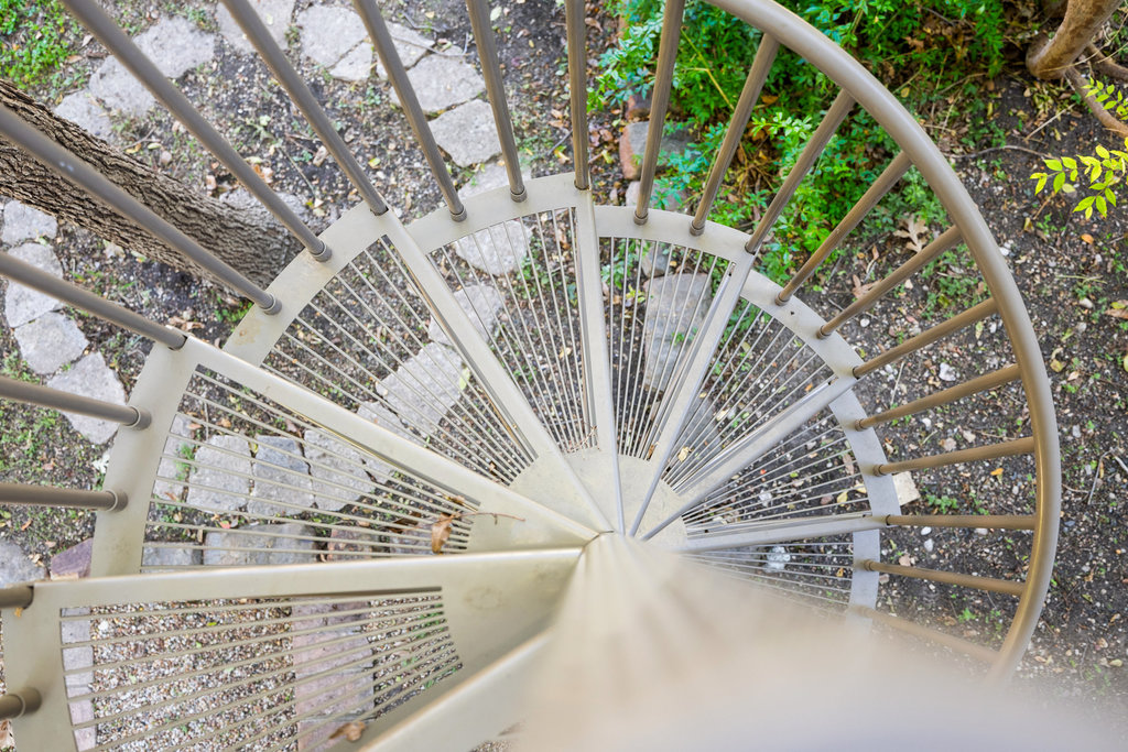 1609 Wethersfield Road Austin, TX 78703 - Photo 29 of 38 Exterior view