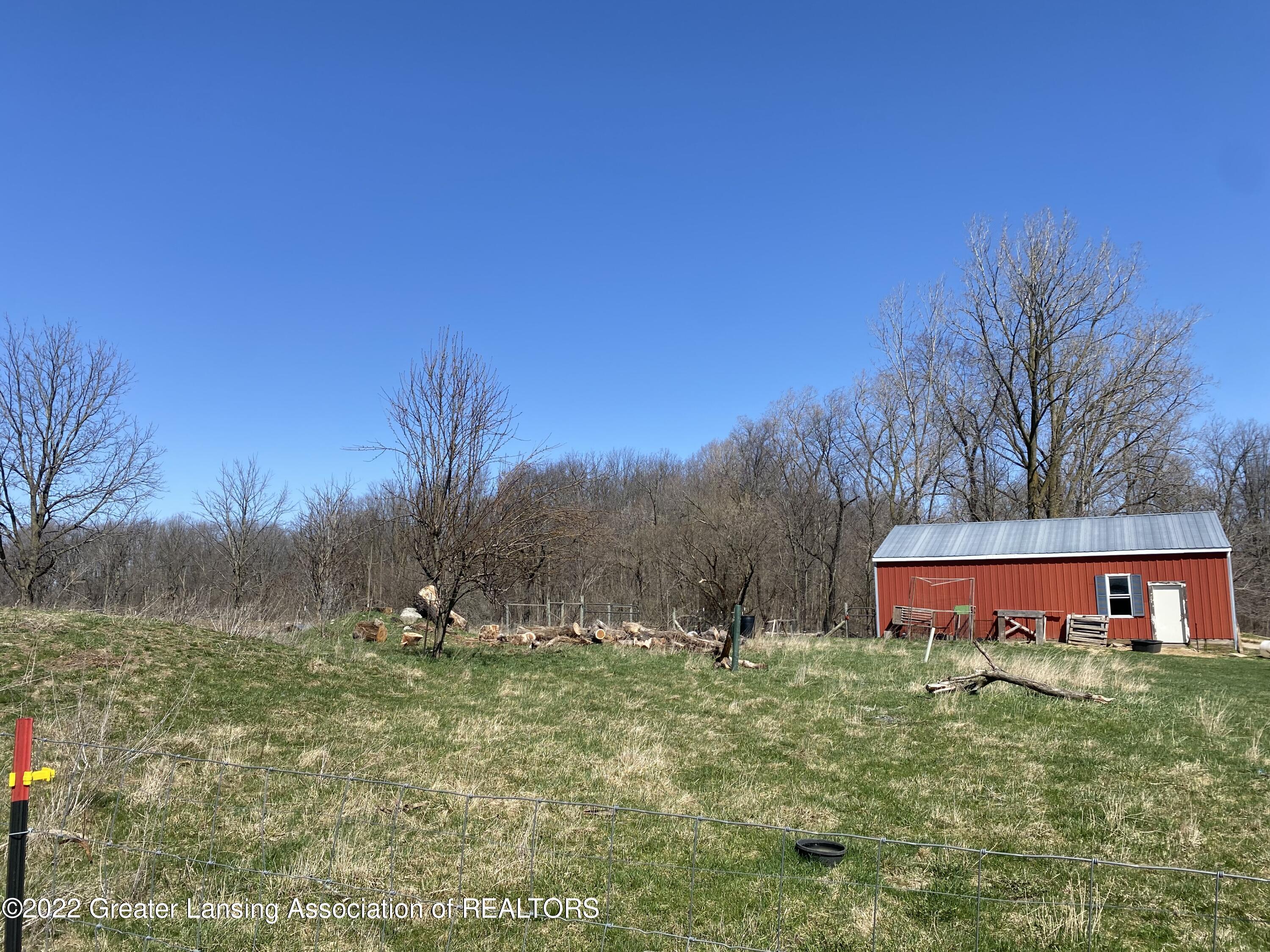 1986 West Howell Road Mason, MI 48854 - Photo 26 of 31 IMG_3910